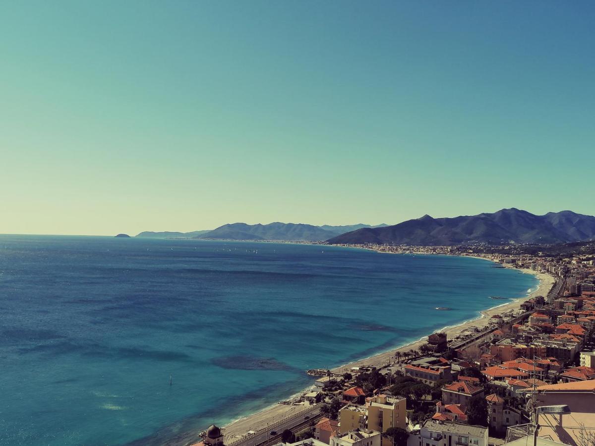 Villa Ischia Attico sul mare a Verezzi Borgio Verezzi Esterno foto