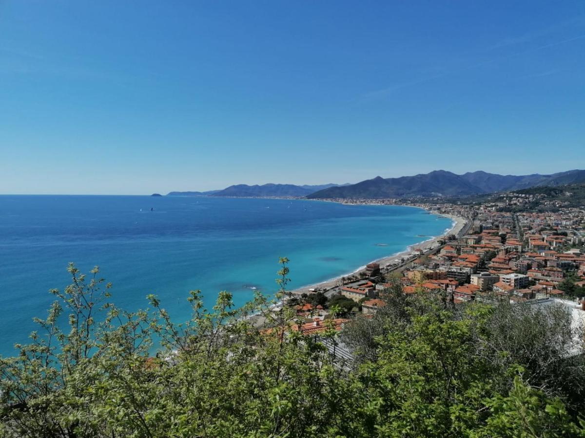 Villa Ischia Attico sul mare a Verezzi Borgio Verezzi Esterno foto